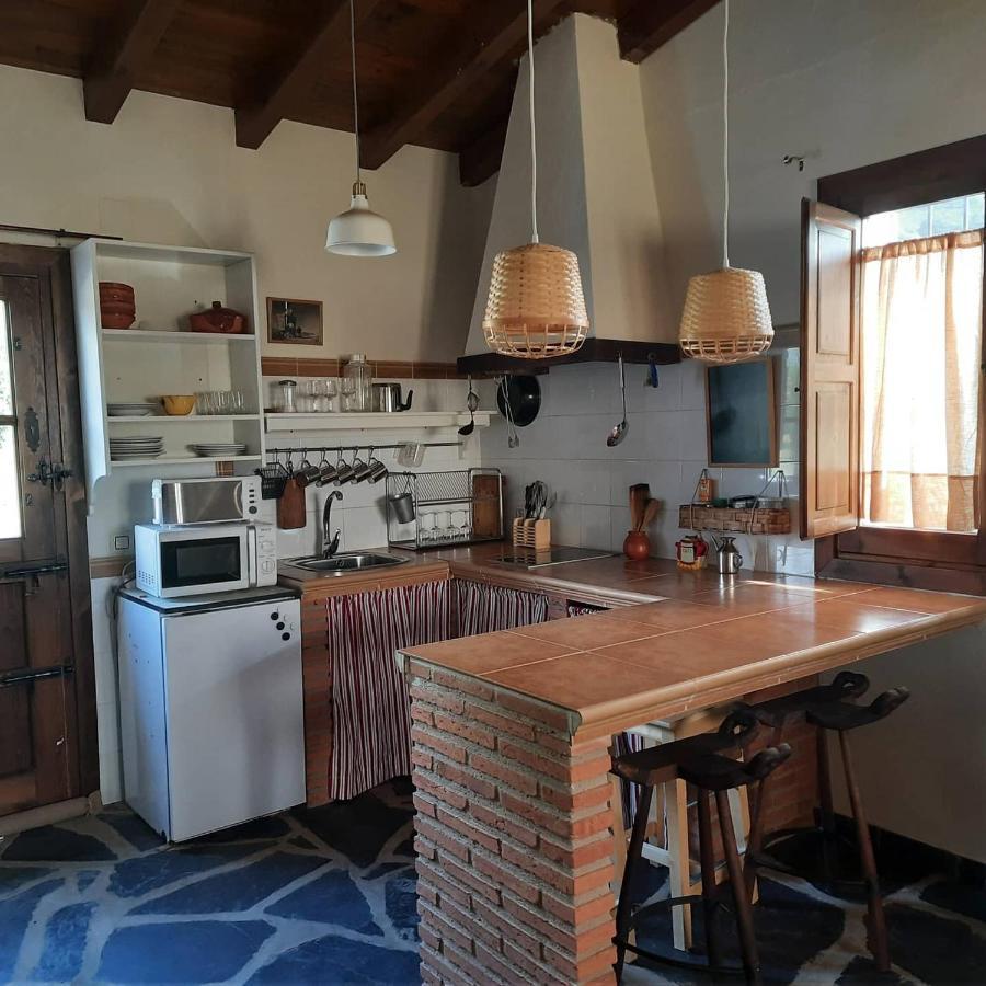 Palacio Viejo De Las Corchuelas Torrejón el Rubio Екстериор снимка